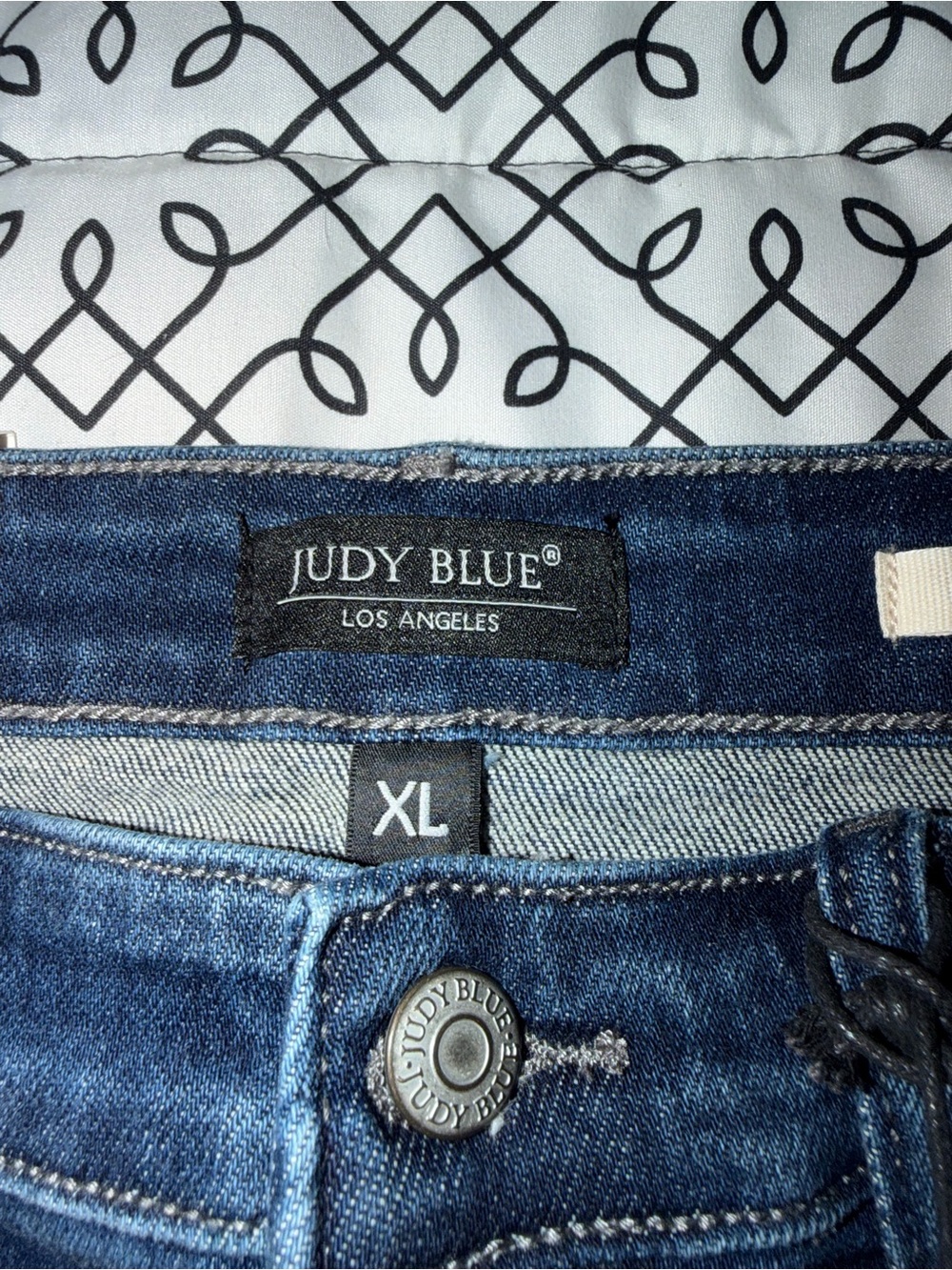 Judy Blue Mid Rise Dark Blue Denim Bermuda Shorts - Picture 4 of 8